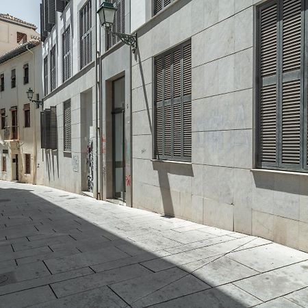Tuguest Postigo I Catedral Apartment - Free Parking Granada Exteriör bild
