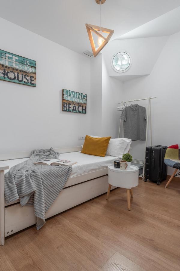 Tuguest Postigo I Catedral Apartment - Free Parking Granada Exteriör bild