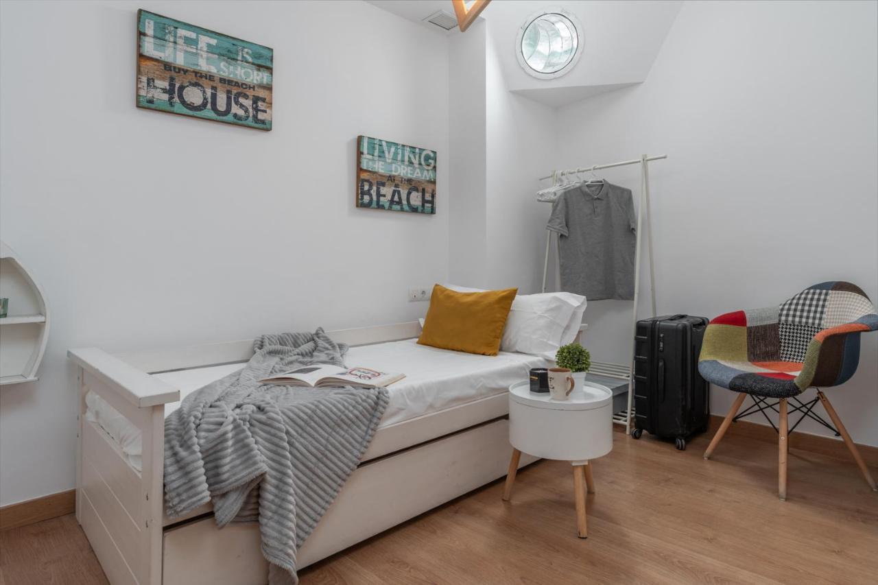 Tuguest Postigo I Catedral Apartment - Free Parking Granada Exteriör bild
